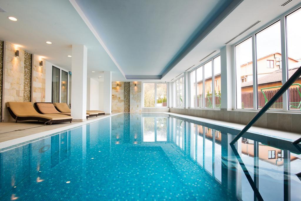 Hotel Aurora Miskolc Eksteriør bilde